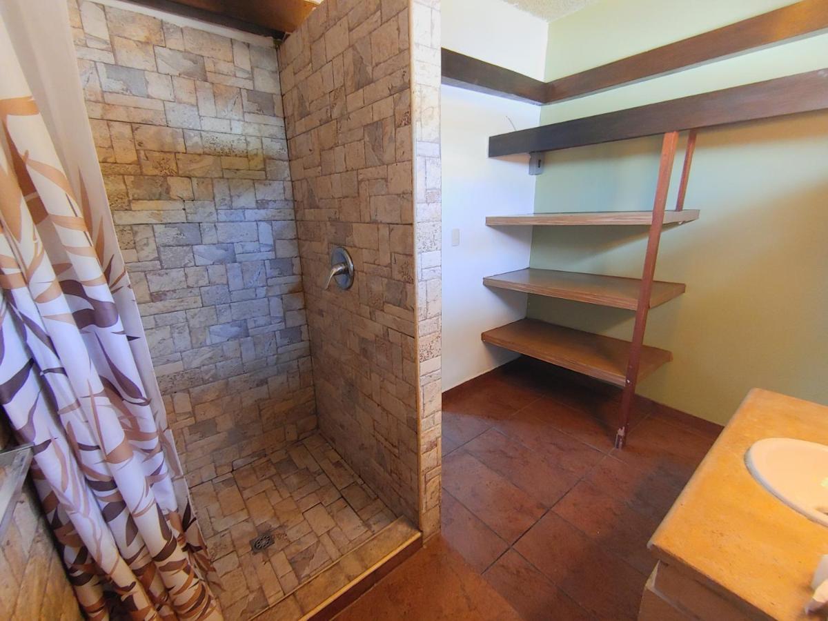 La Zona Hostel Сан Салвадор Екстериор снимка