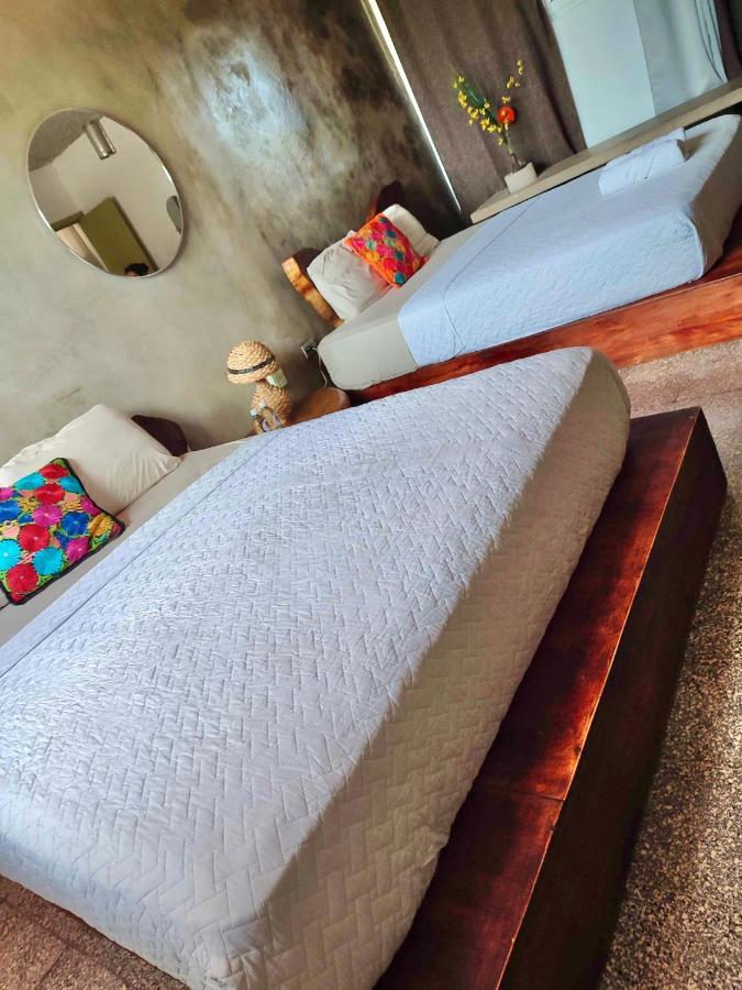 La Zona Hostel Сан Салвадор Екстериор снимка